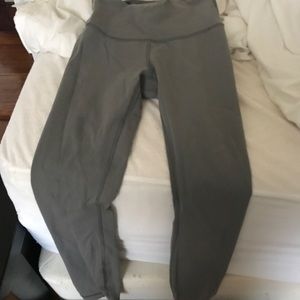 Authentic grey Lululemon crop leggings